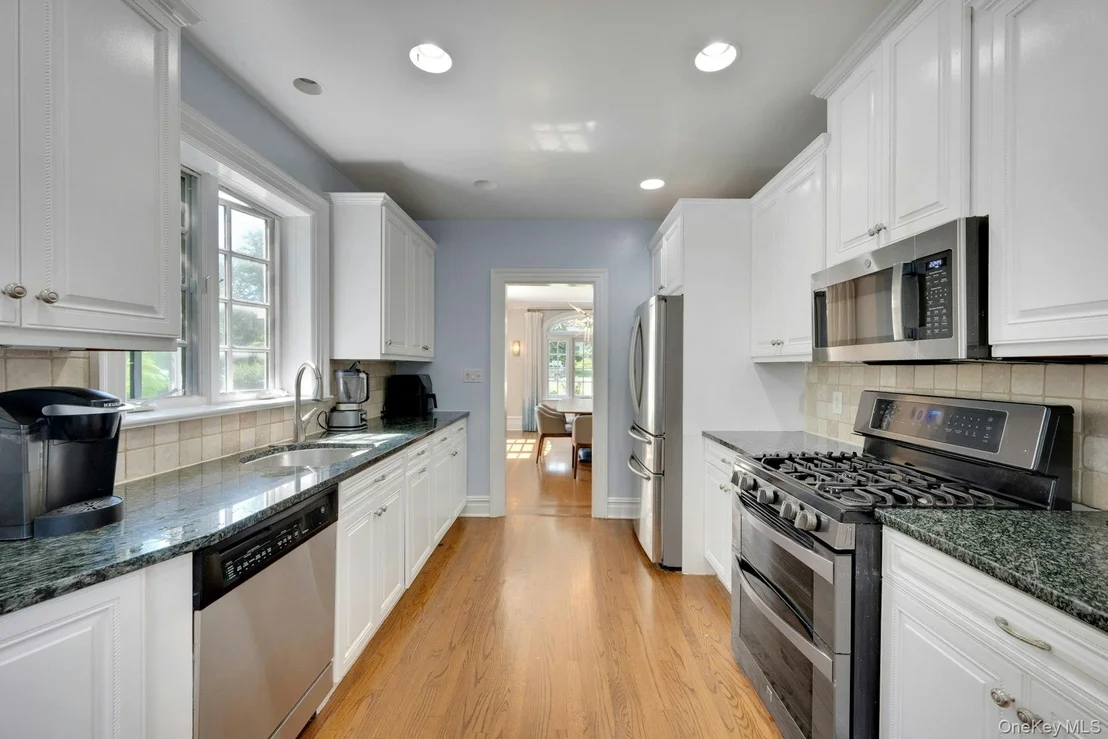 Photo of 514 Esplanade