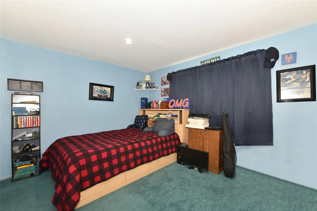 Photo of 195 Maple Avenue