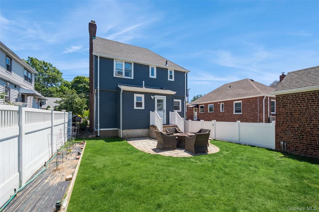 Photo of 24 Commonwealth Street