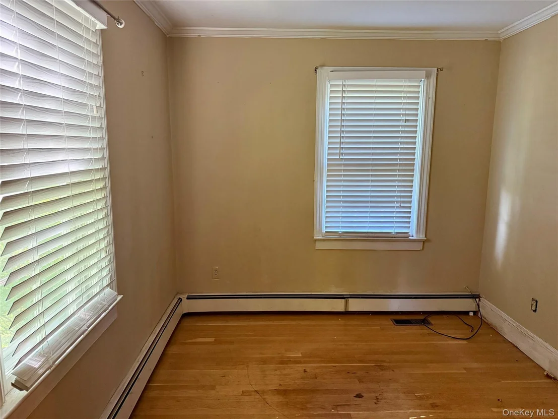 Photo of 23 Cliffside Lane