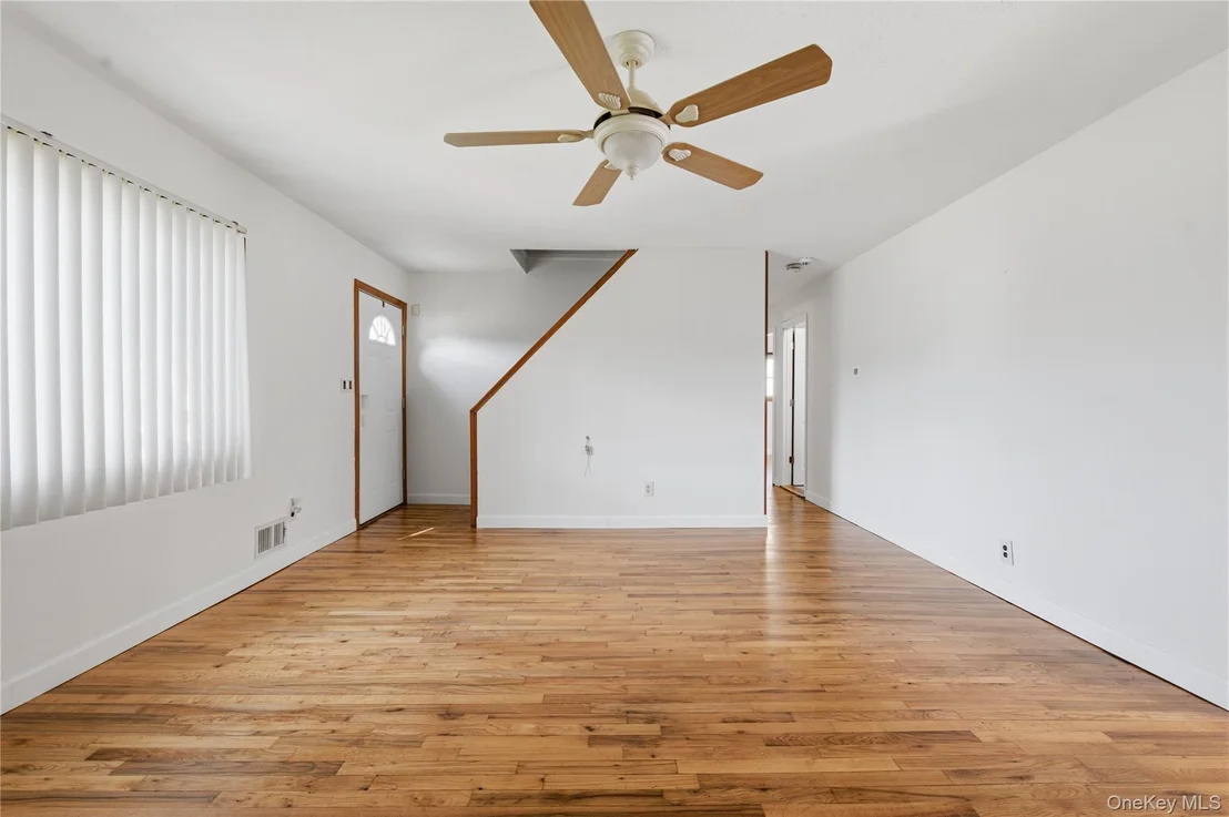 Photo of 403 Brookside Court