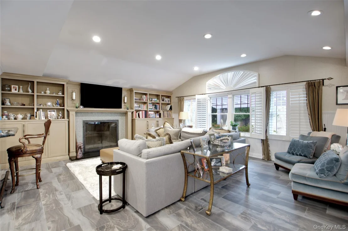 Photo of 110 Birch Drive