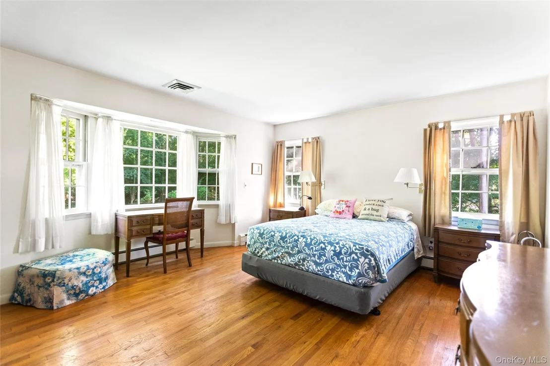 Photo of 275 Durkee Lane