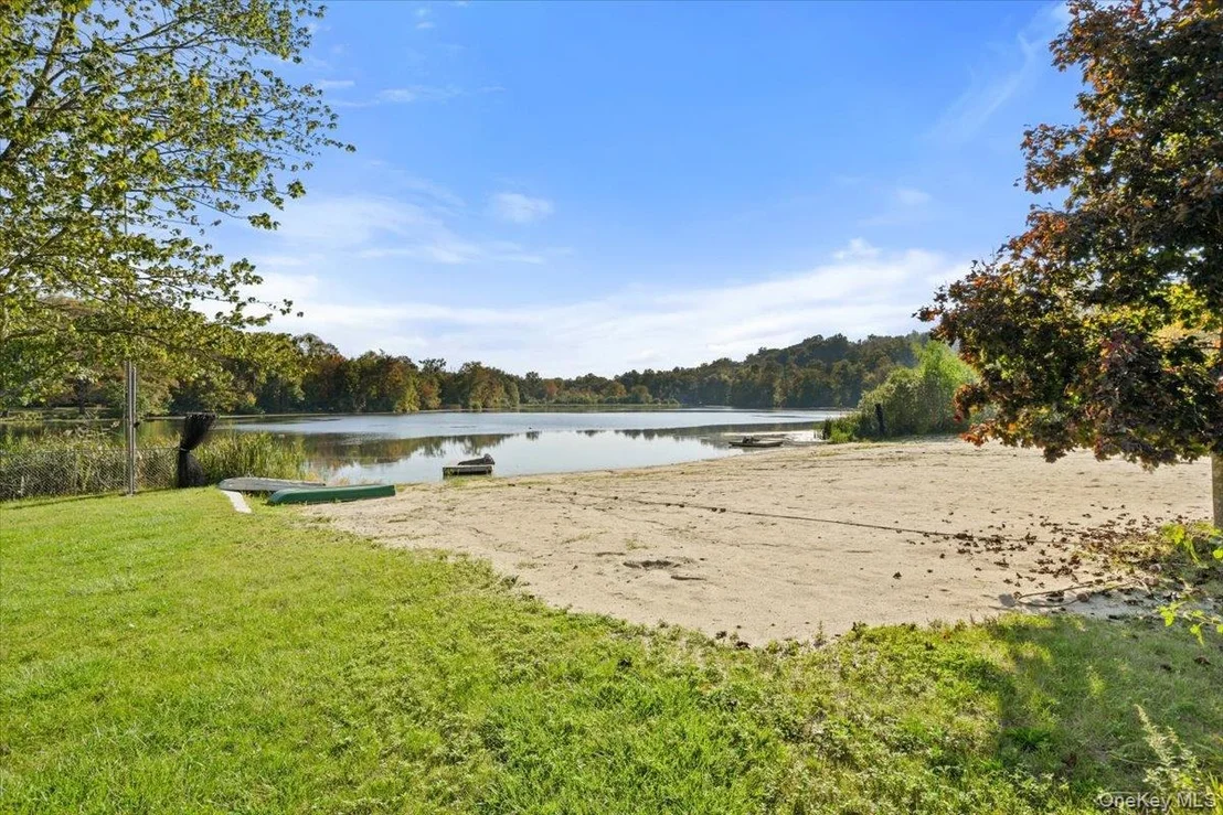 Photo of 8 Peach Road