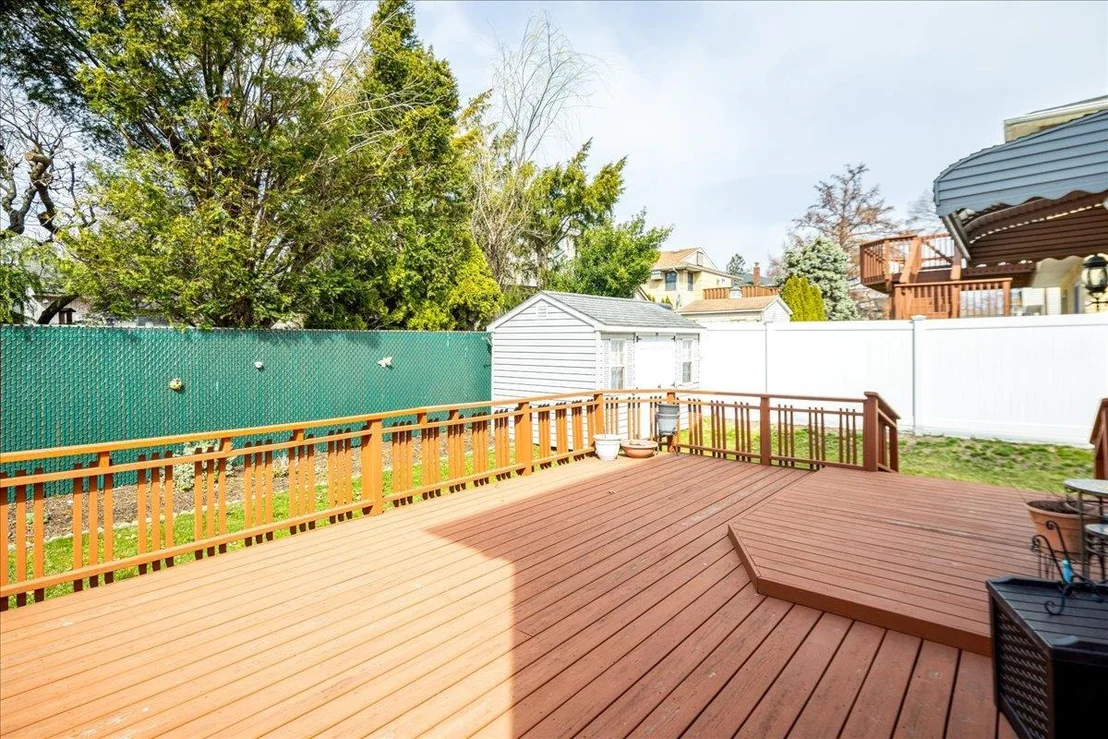 Photo of 192 Doris Avenue