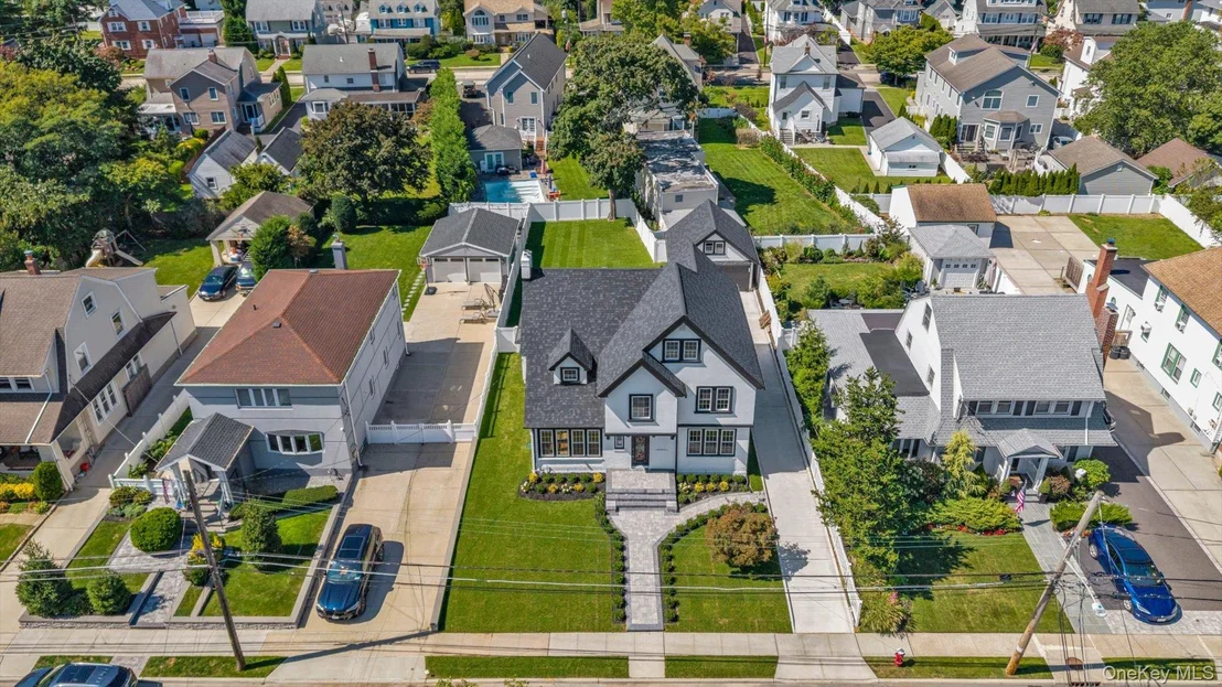 Photo of 27 2nd Street