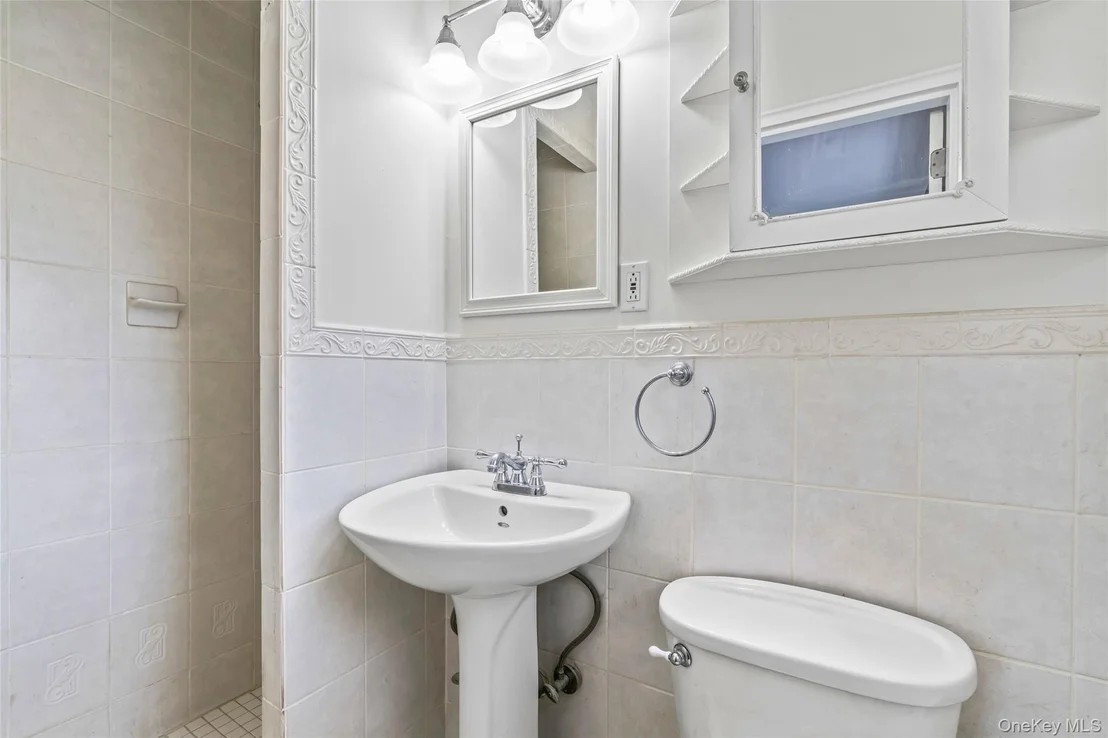 Photo of 148 Lefferts Road