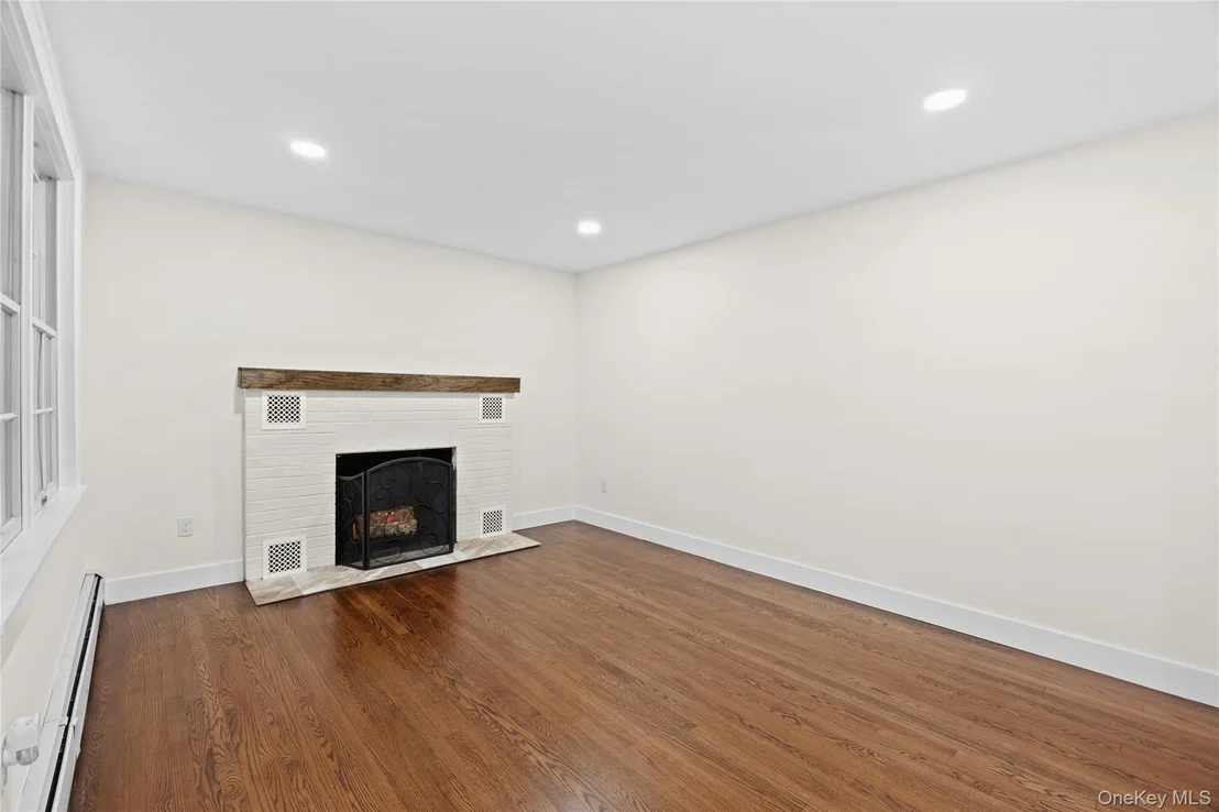 Photo of 23 Hillcrest Drive