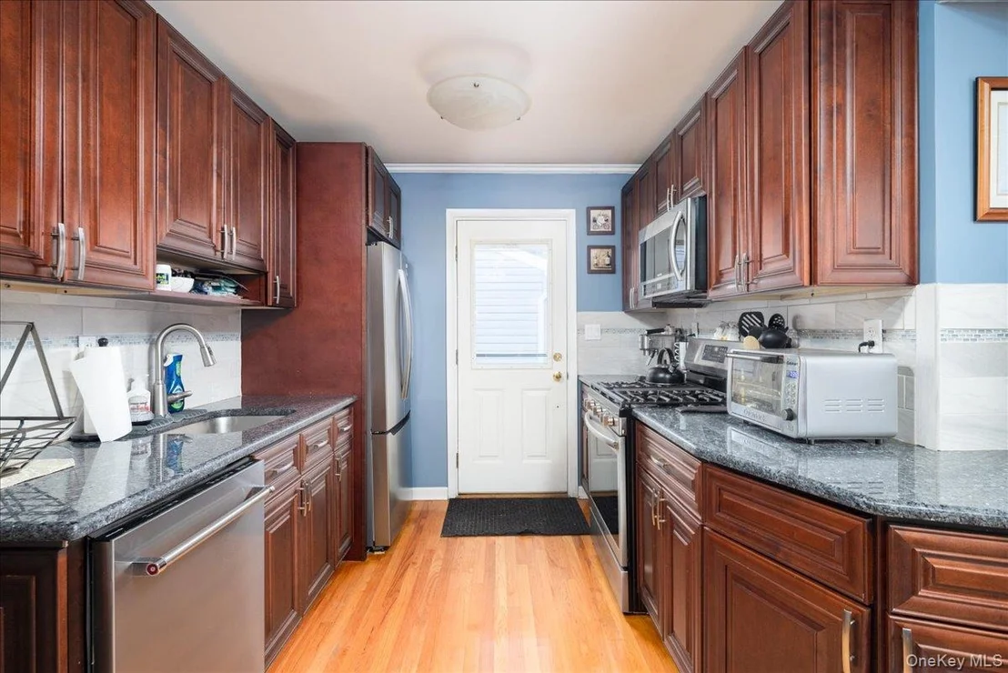 Photo of 11 Adelphi Road
