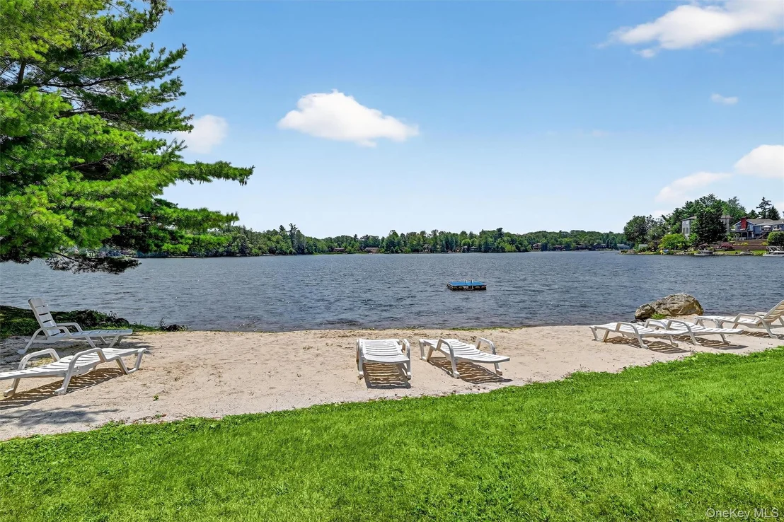Photo of 25 Crescent View