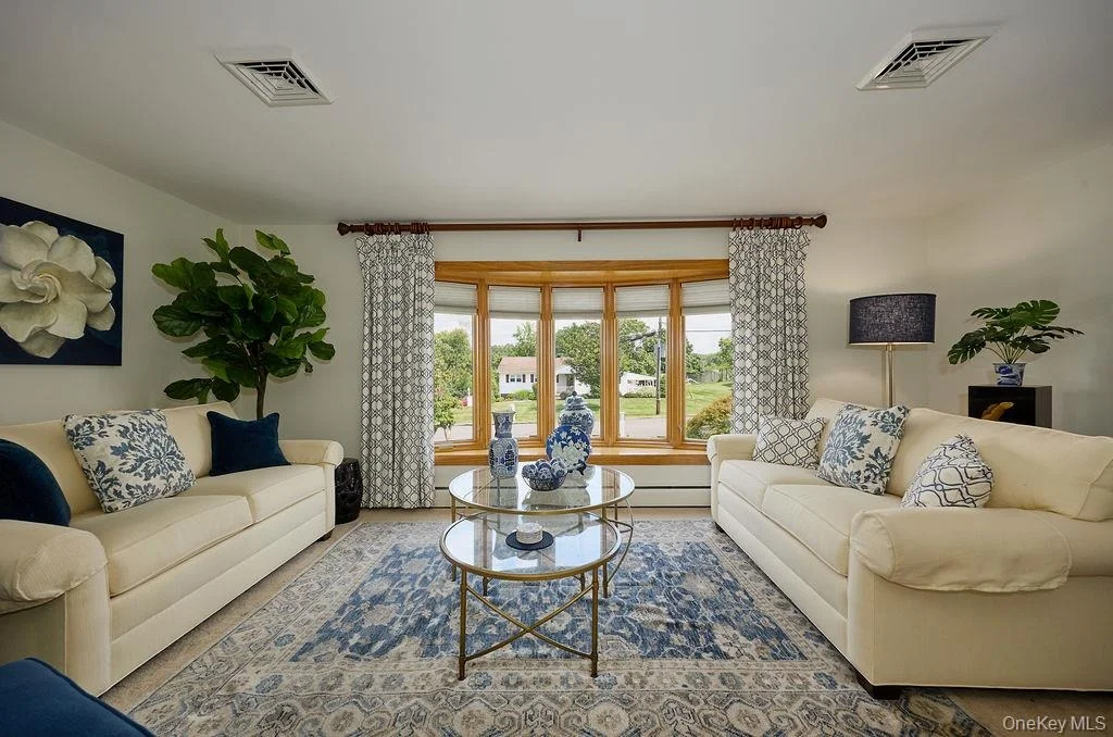 Photo of 8 Carroll Drive