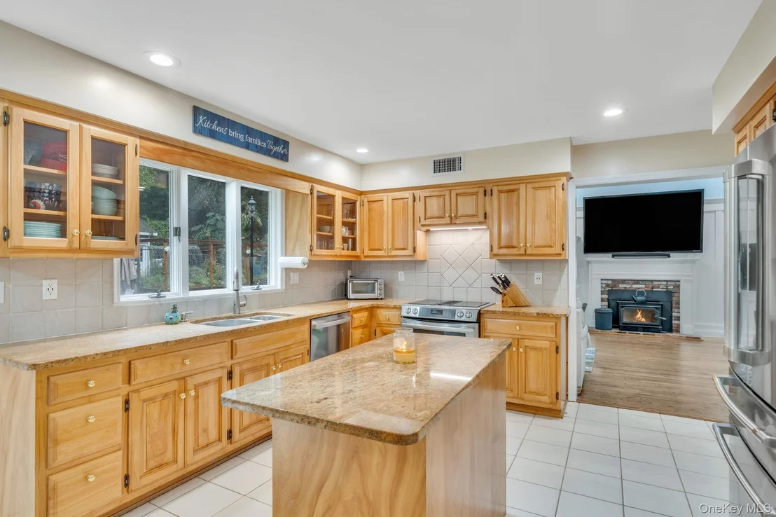 Photo of 27 Tower Hill Road