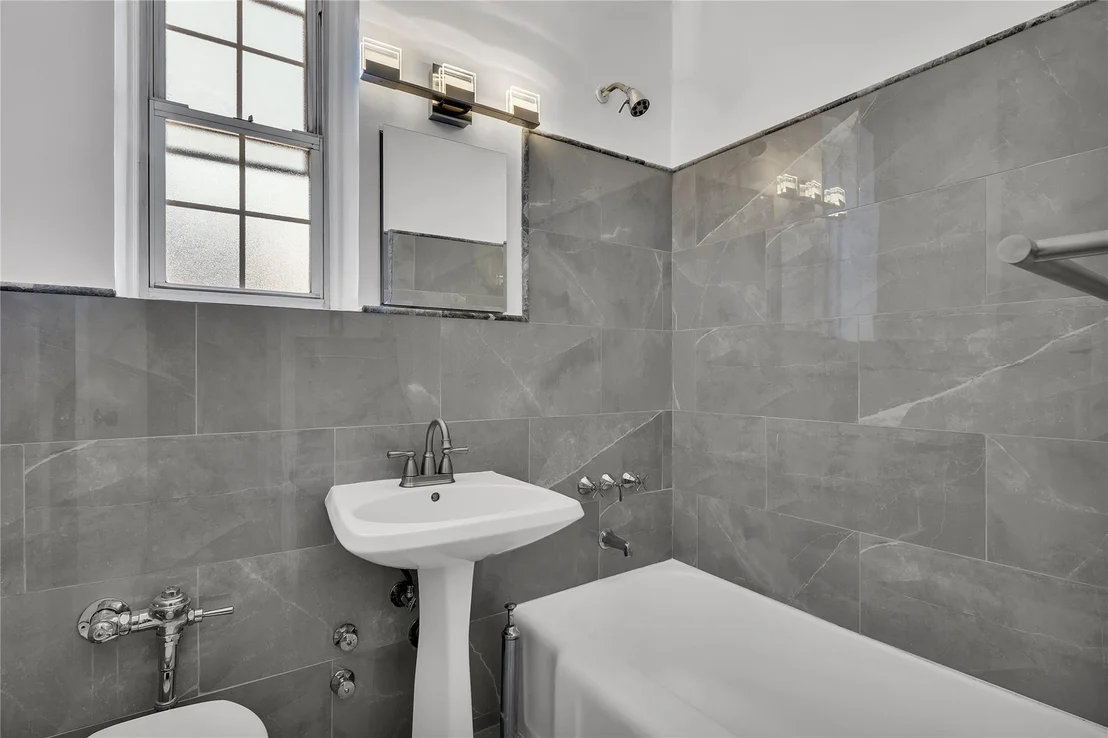 Photo of Unit B37 at 776 Bronx River