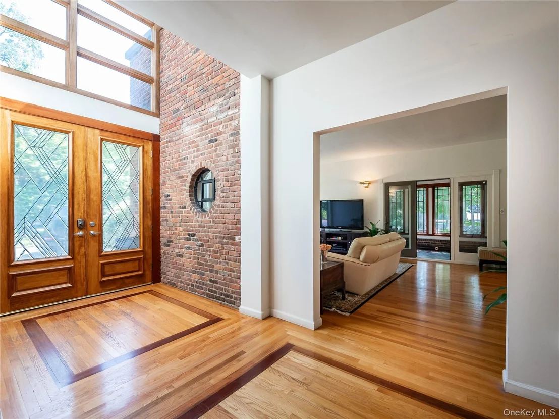 Photo of 3 West Drive