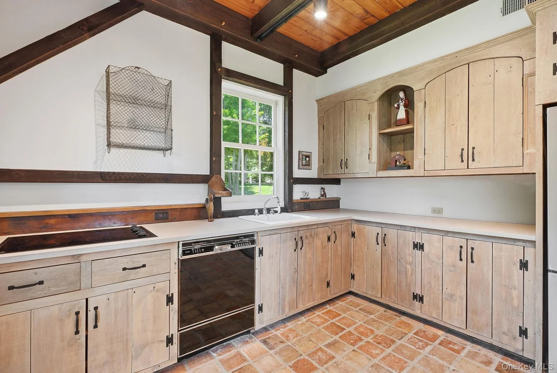Photo of 455 Polly Park Road