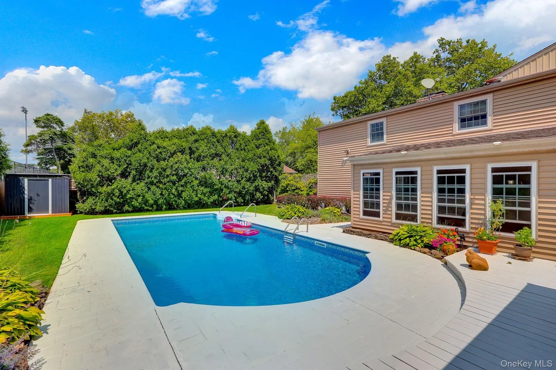 Photo of 22 Larkspur Drive