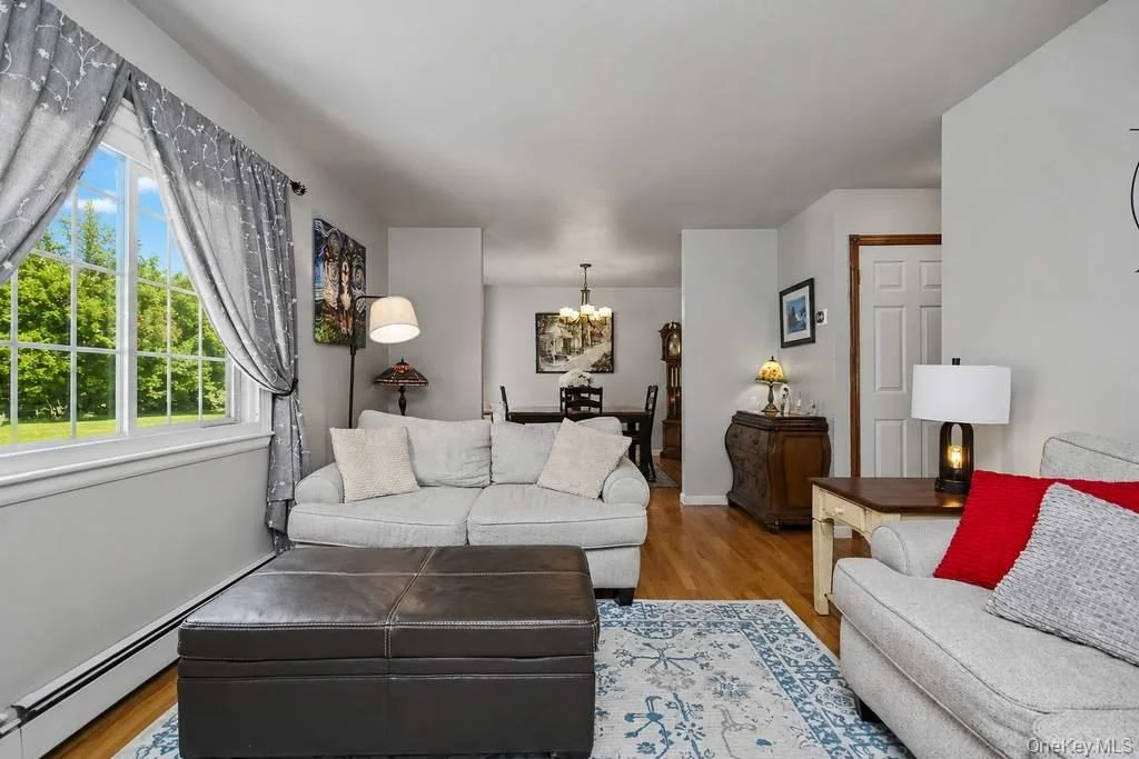 Photo of 20 Fieldstone Boulevard