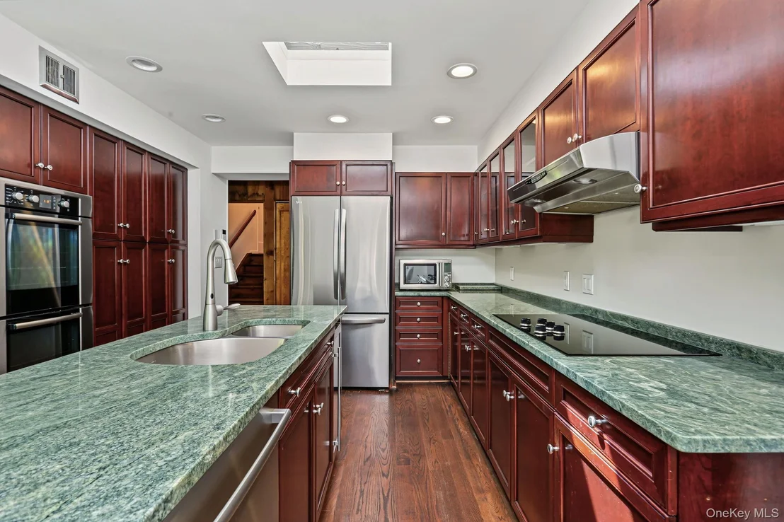 Photo of 4 Leatherstocking Lane
