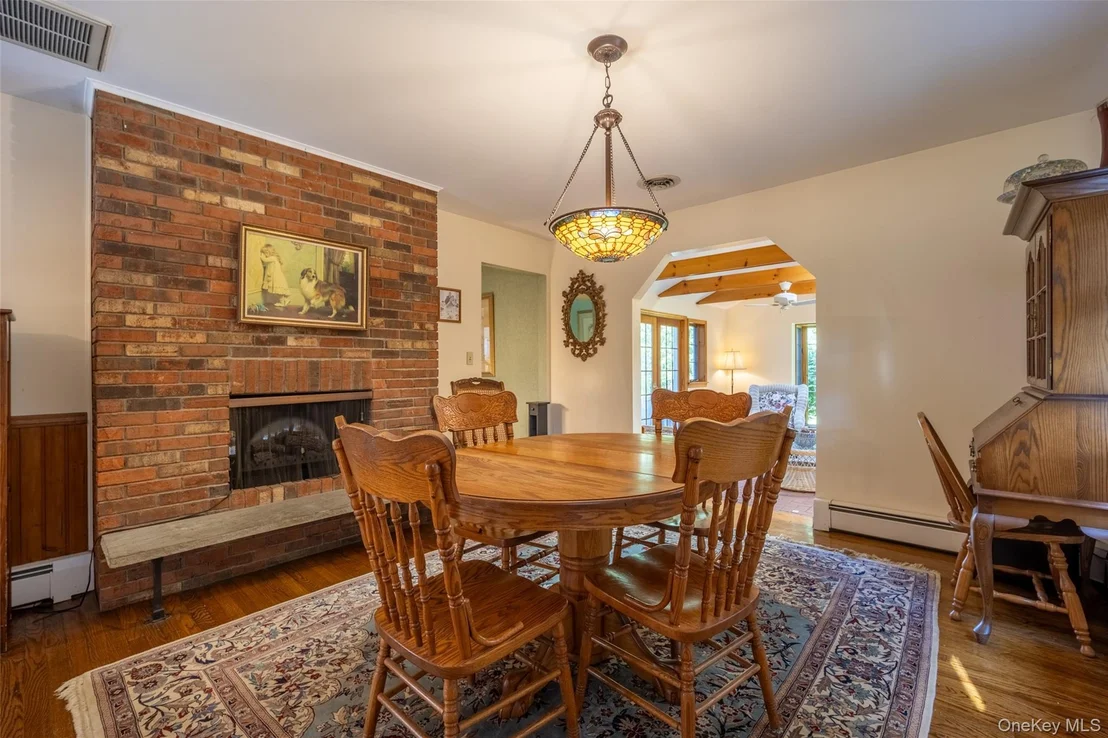 Photo of 102 Stream Lane