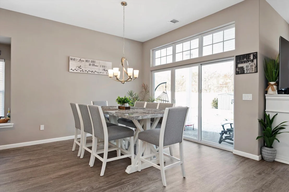 Photo of 15 Pondview Circle