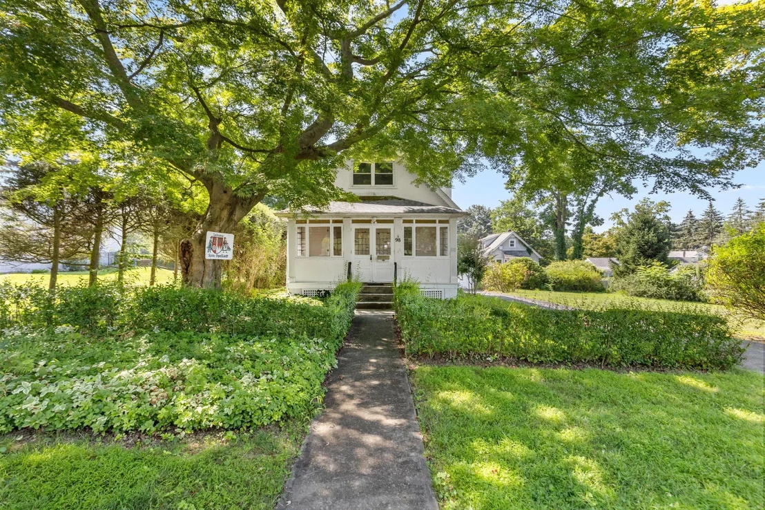 Photo of 98 Westlake Drive