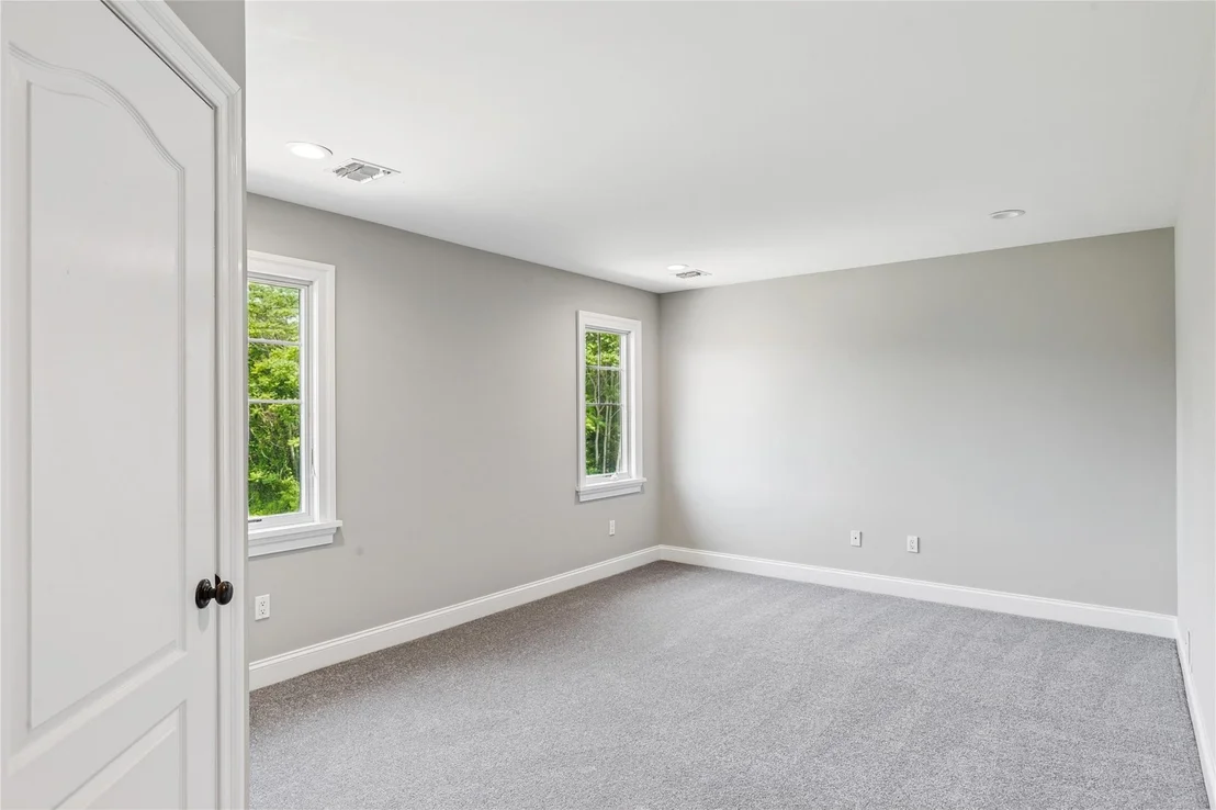 Photo of 1465 Ackerly Pond Lane