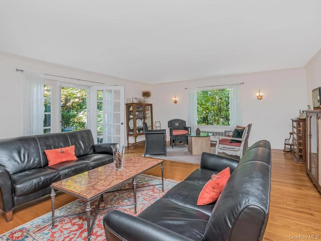 Photo of 105 Douglas Road
