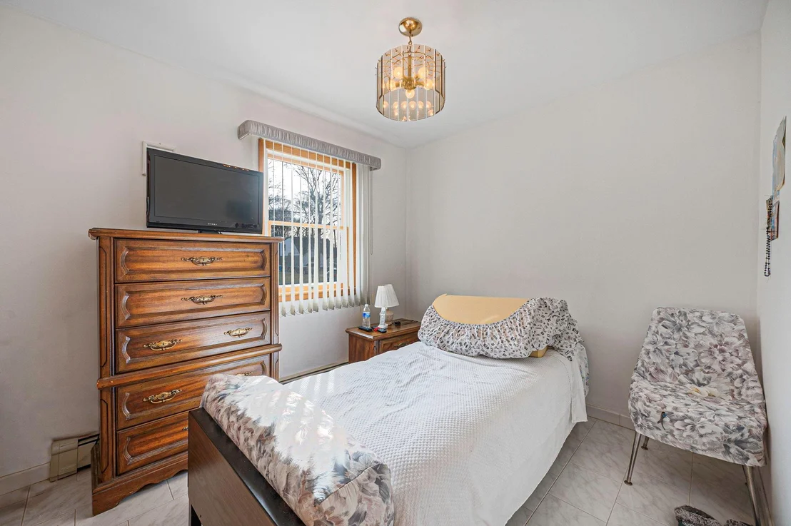Photo of 52 Heston Road