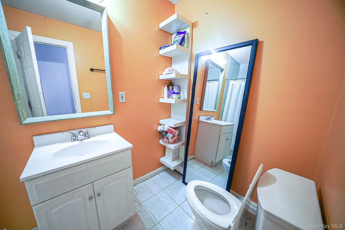 Photo of 35 Maple Avenue