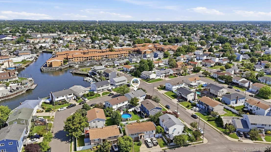Photo of 133 Meister Boulevard