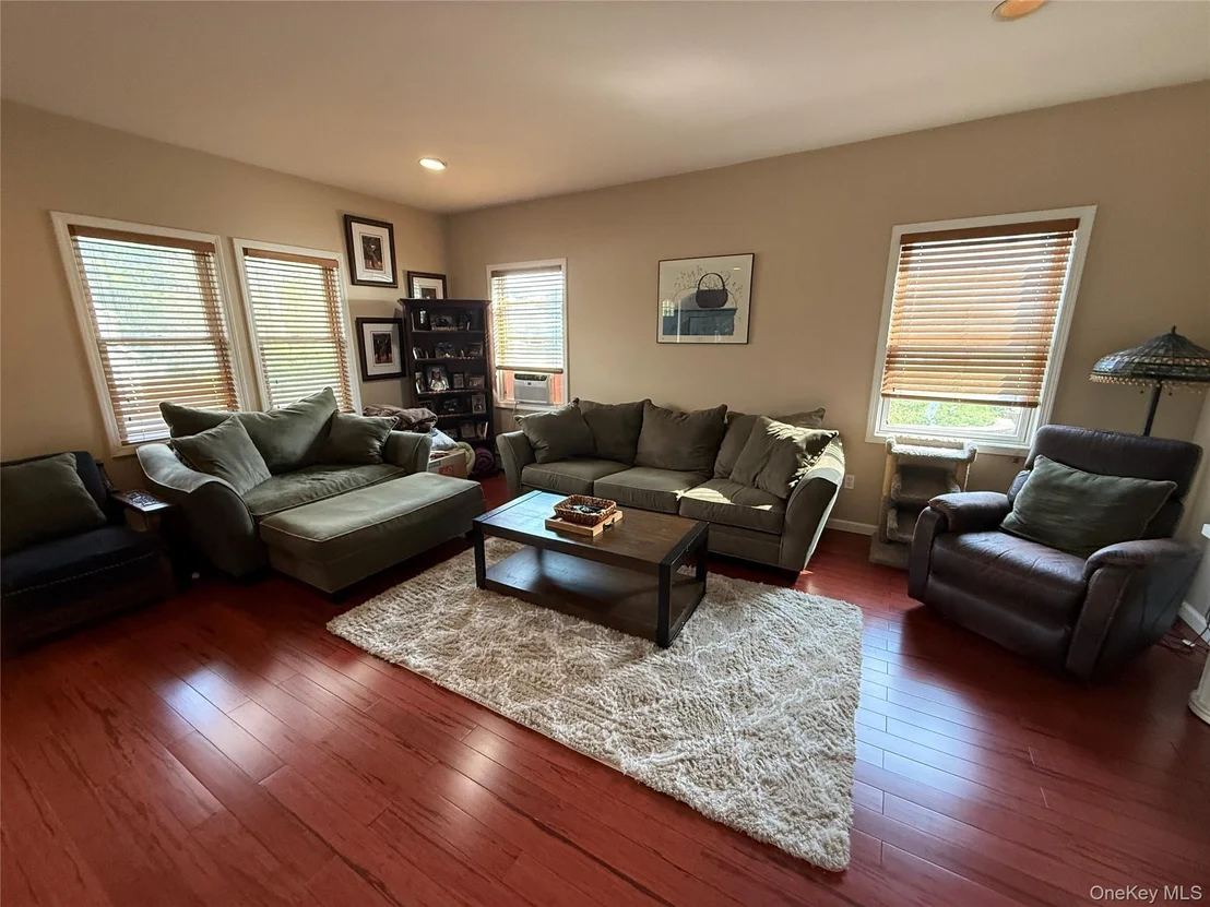 Photo of 23 Swezey Place