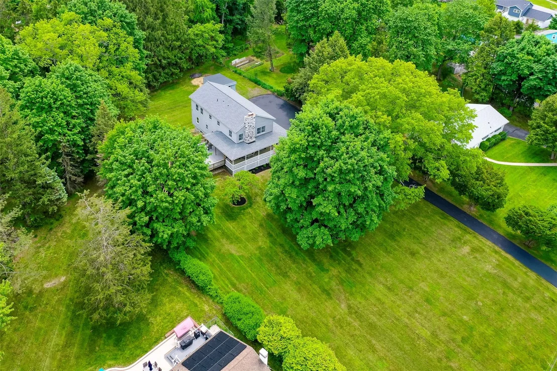 Photo of 23 Saddle Rock Drive