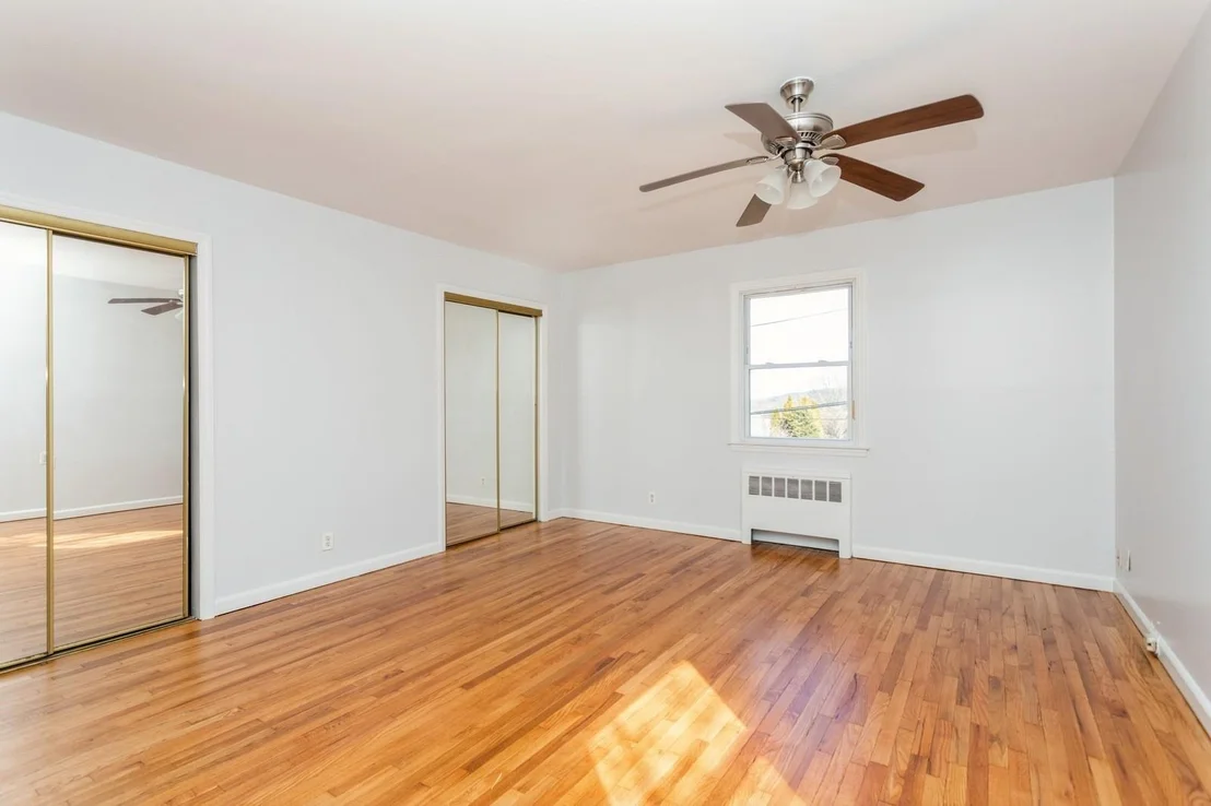 Photo of 52 Delaware Road