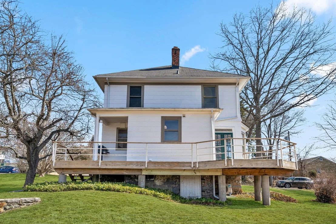 Photo of 27 Waverly Place