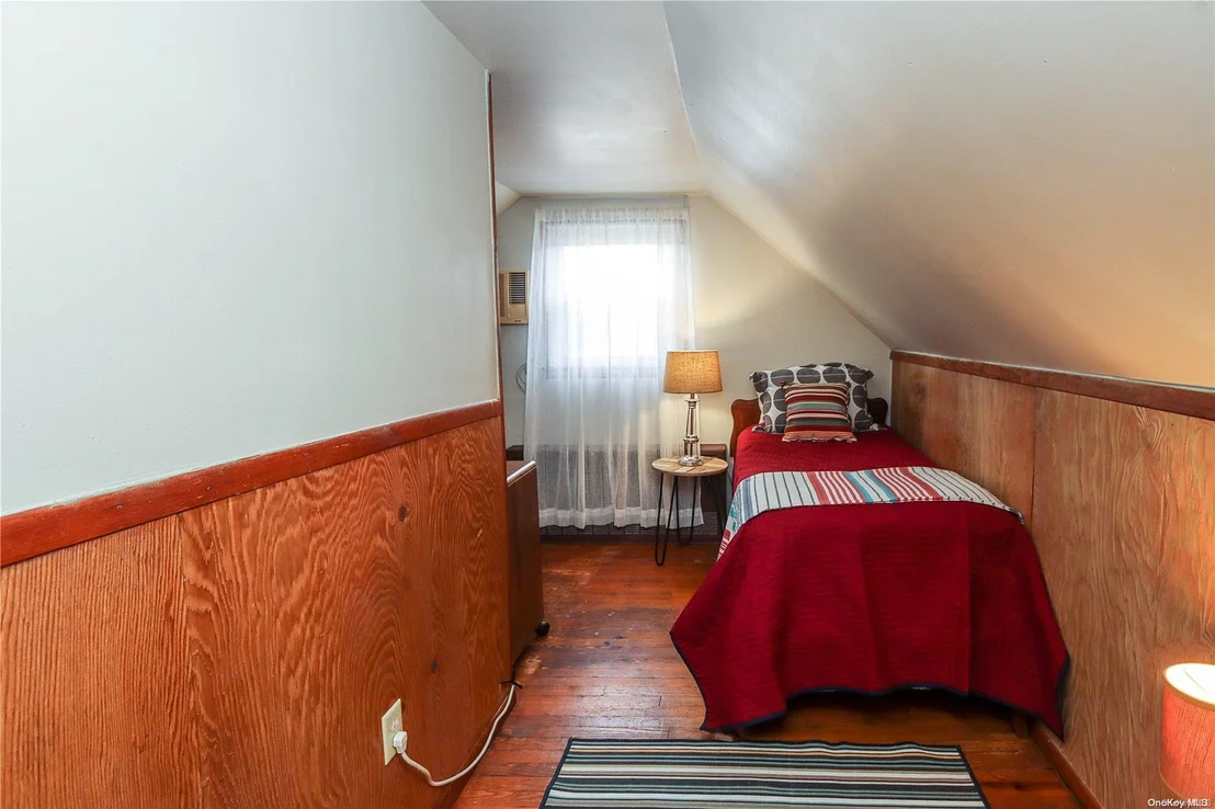 Photo of 40 35th Street