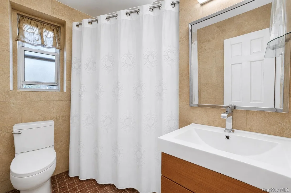 Photo of Unit 2D at 824 Palmer