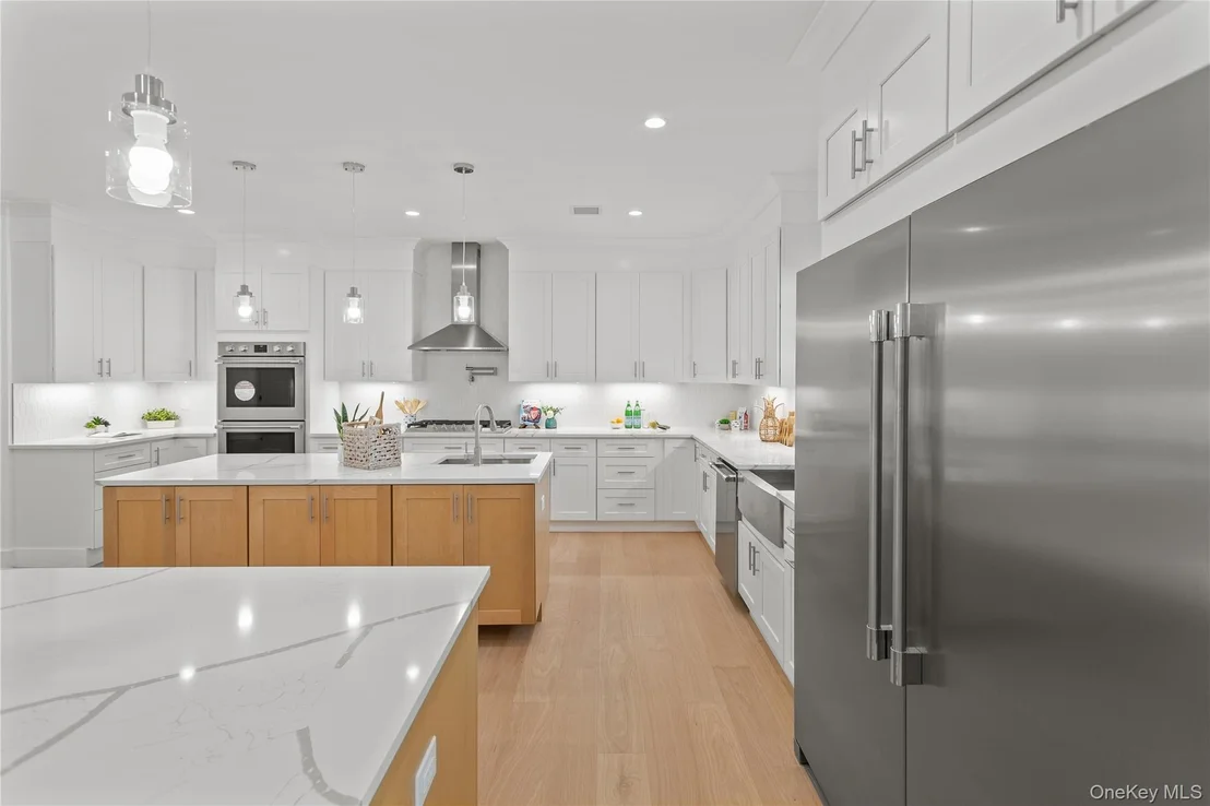 Photo of 1222 Powell Avenue