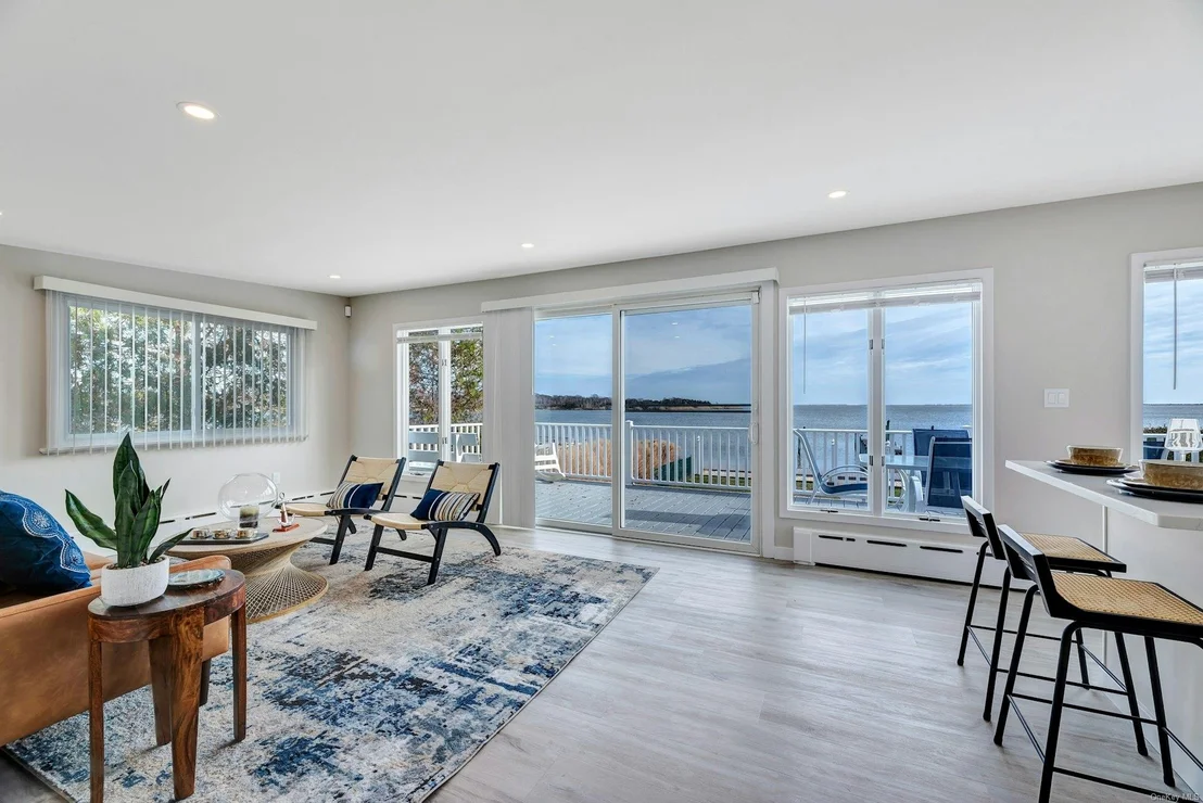 Photo of 51 Oceanview Drive