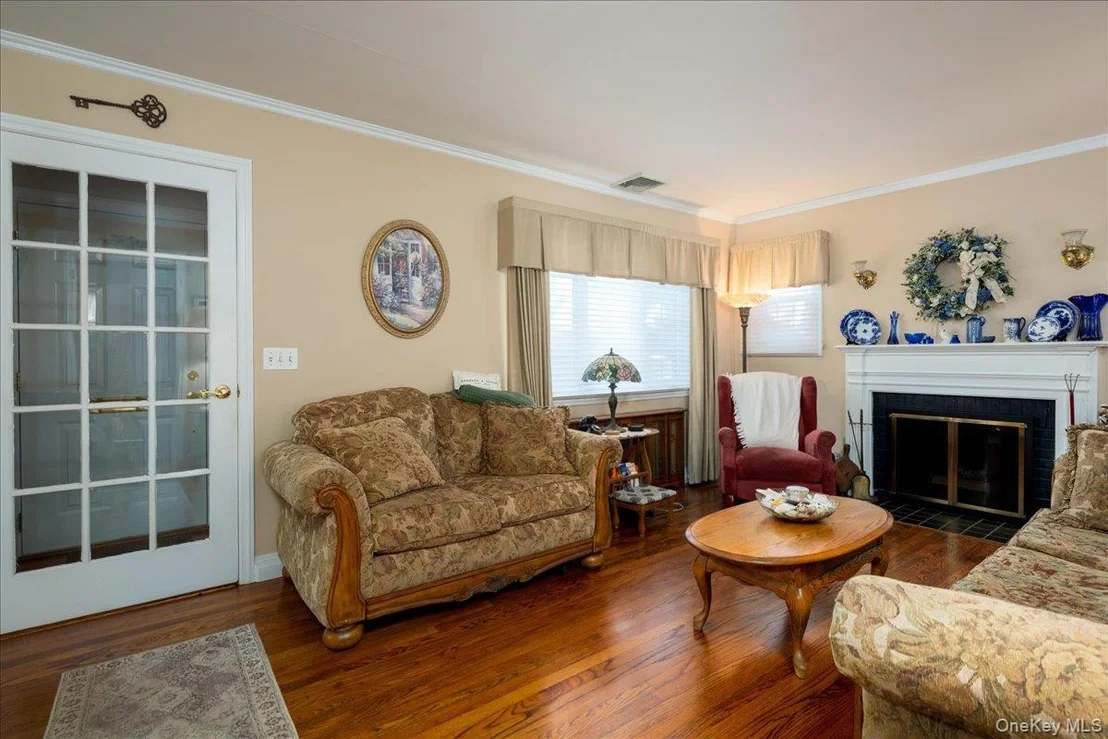 Photo of 131 Euston Road S