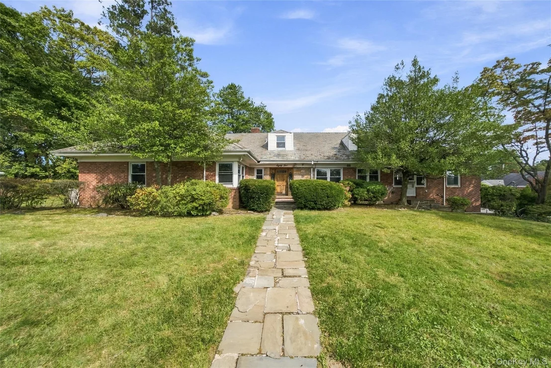 Photo of 85 Del Rey Drive