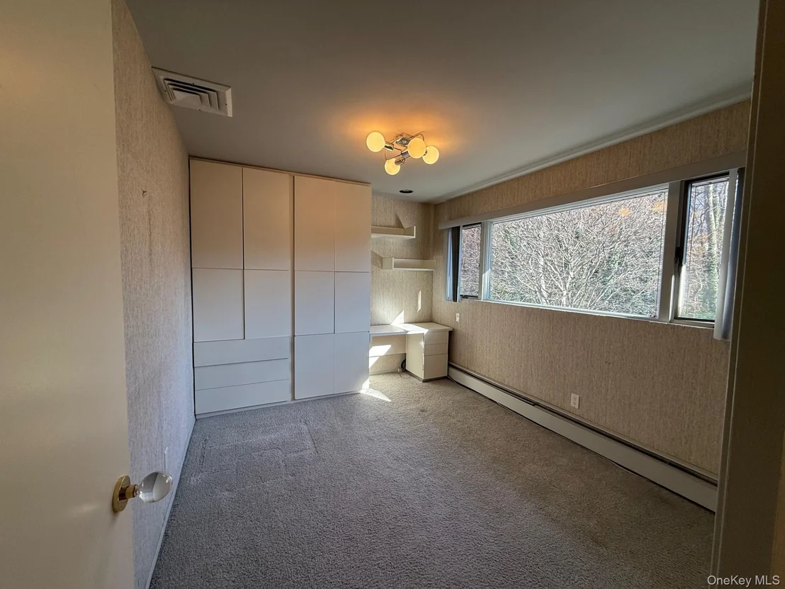 Photo of 87 McCulloch Drive