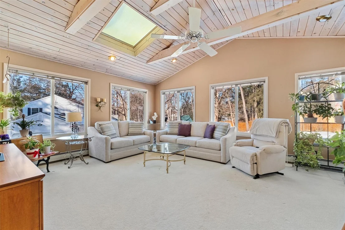 Photo of 7 Bridle Lane