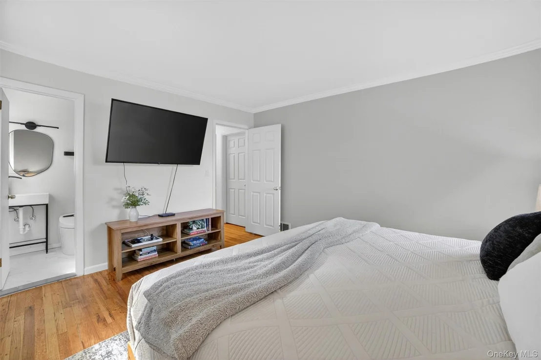 Photo of 4 Pamela Lane
