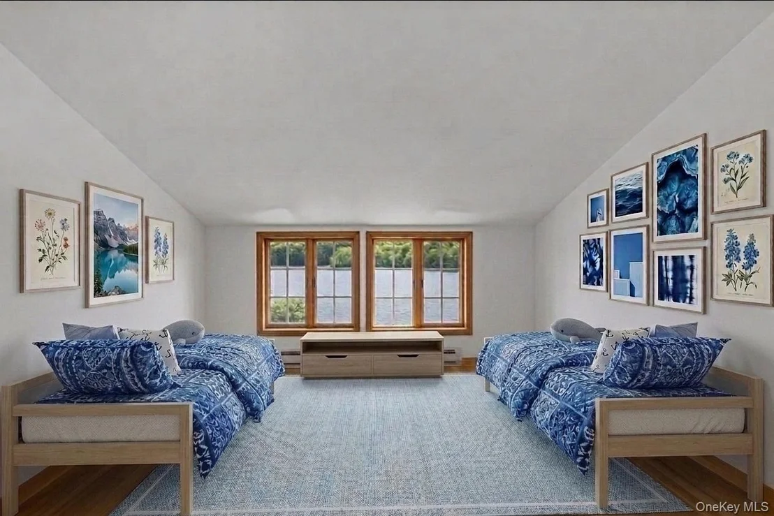 Photo of 122 Dutchess Drive