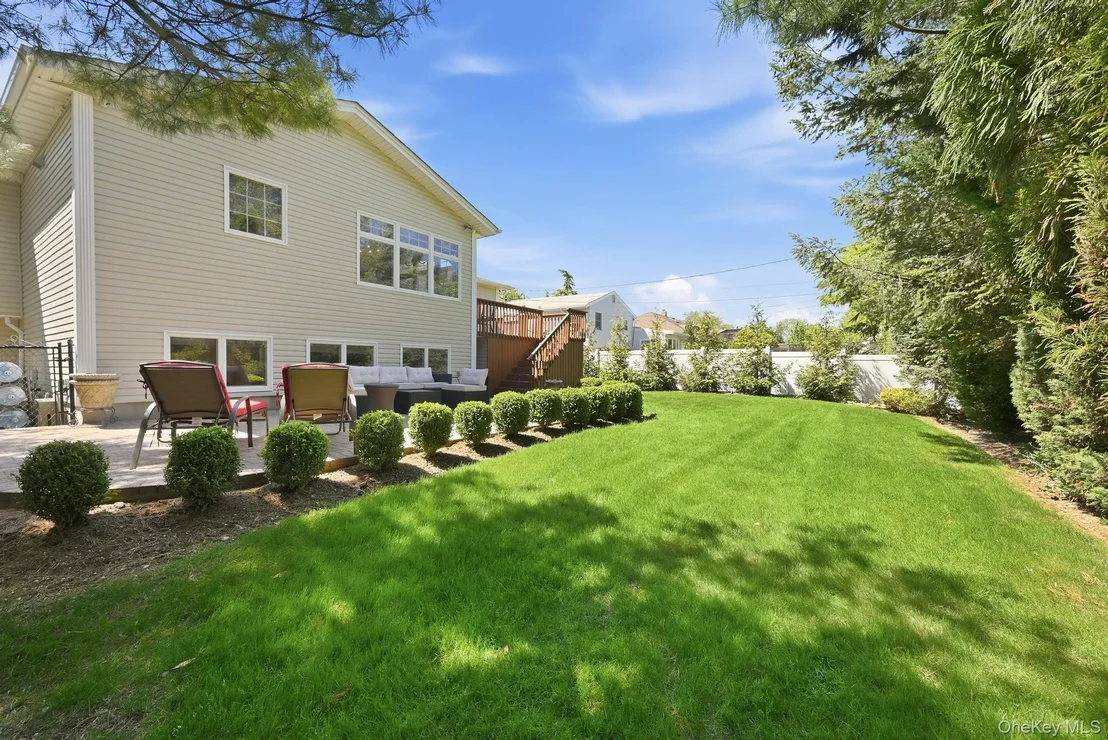 Photo of 8 Herkimer Avenue