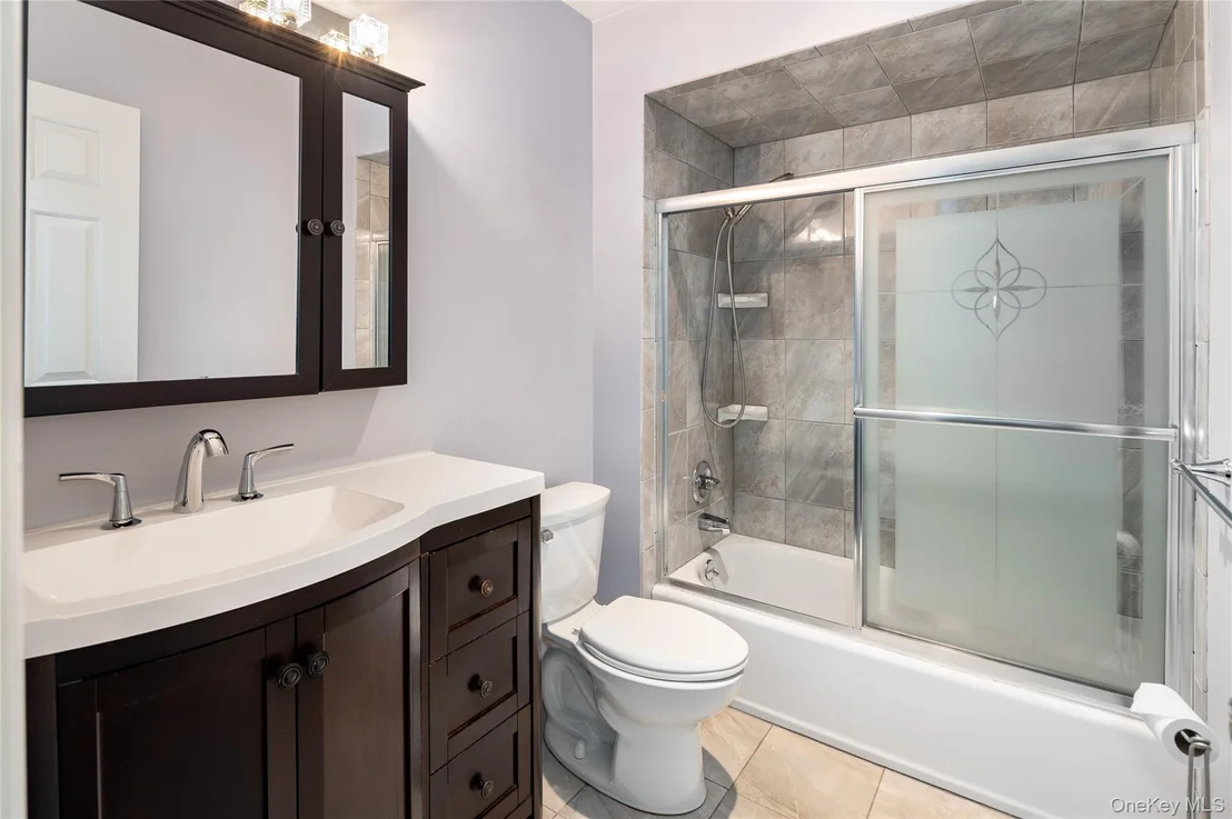 Photo of 1804 Regent Drive