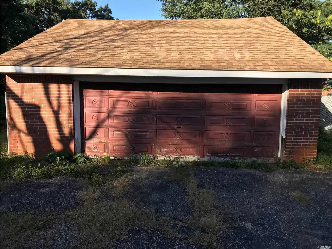 Photo of 380 Bethpage Road