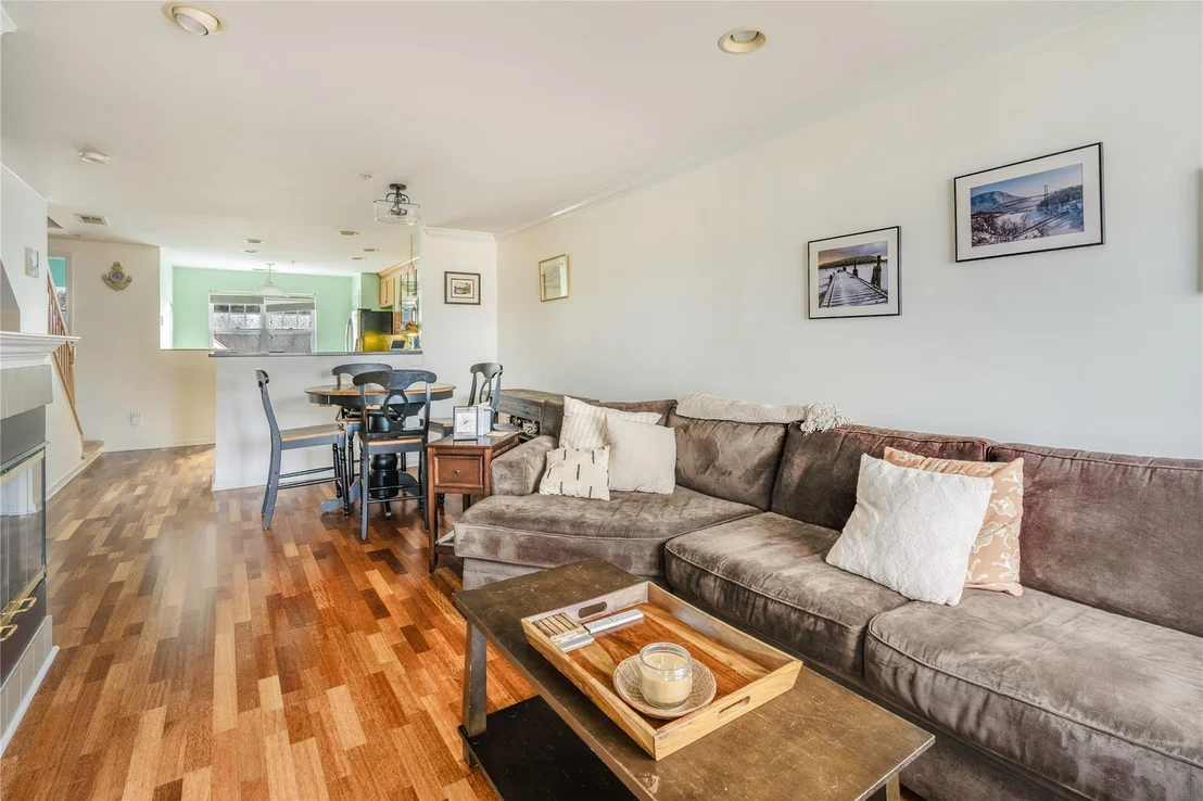 Photo of Unit 527 at 527 Viewpoint Terrace