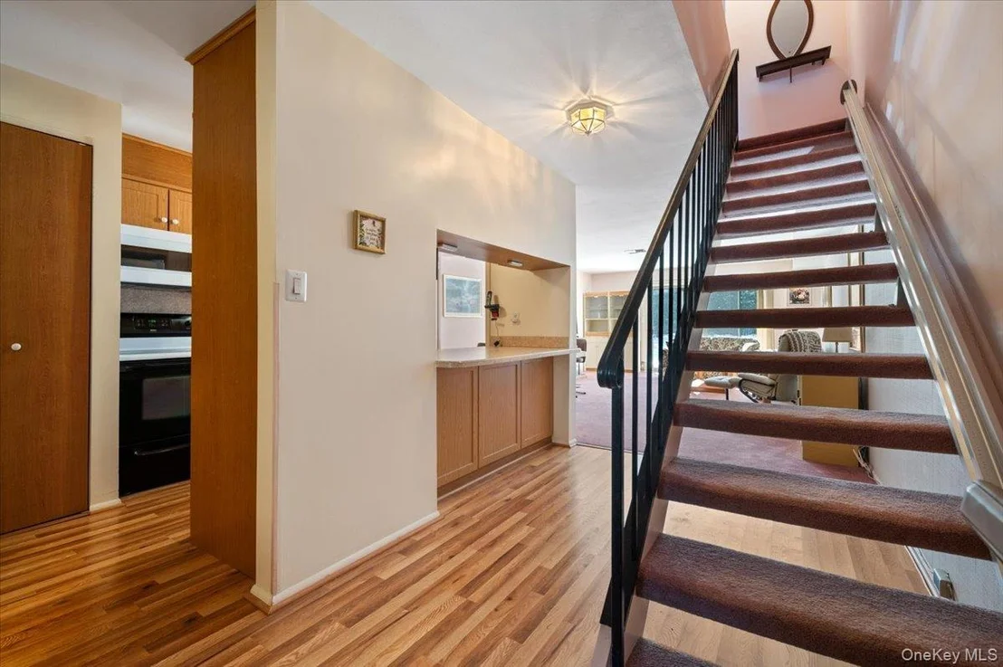 Photo of Unit 607 at 2355 Pershing Boulevard