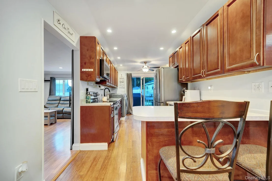 Photo of 629 East Drive